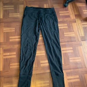 Women’s Medium black So sweatpants leggings